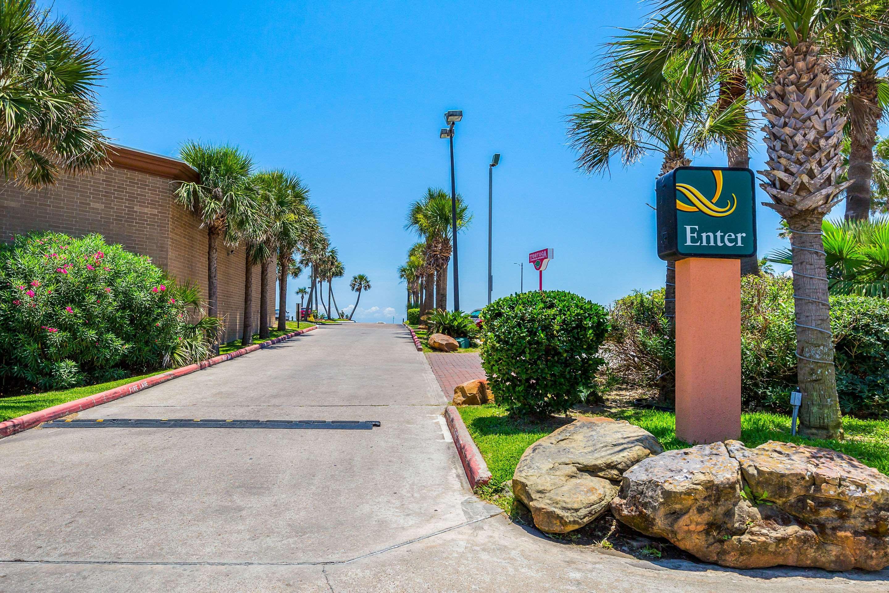 Quality Inn & Suites Galveston - Beachfront Exterior foto
