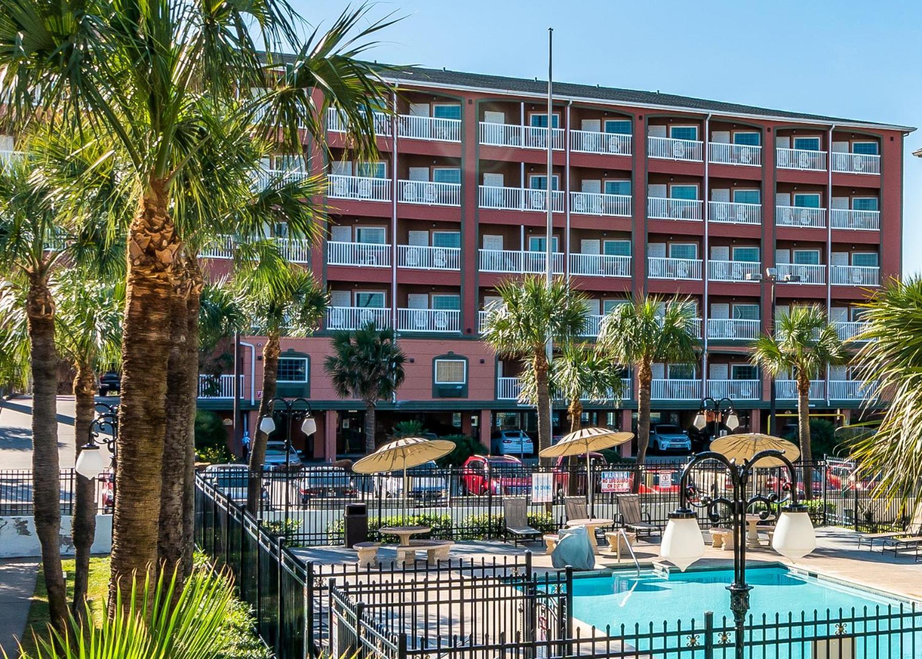 Quality Inn & Suites Galveston - Beachfront Exterior foto